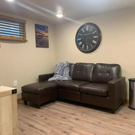 Dillon Ave Homes Cheyenne Room photo